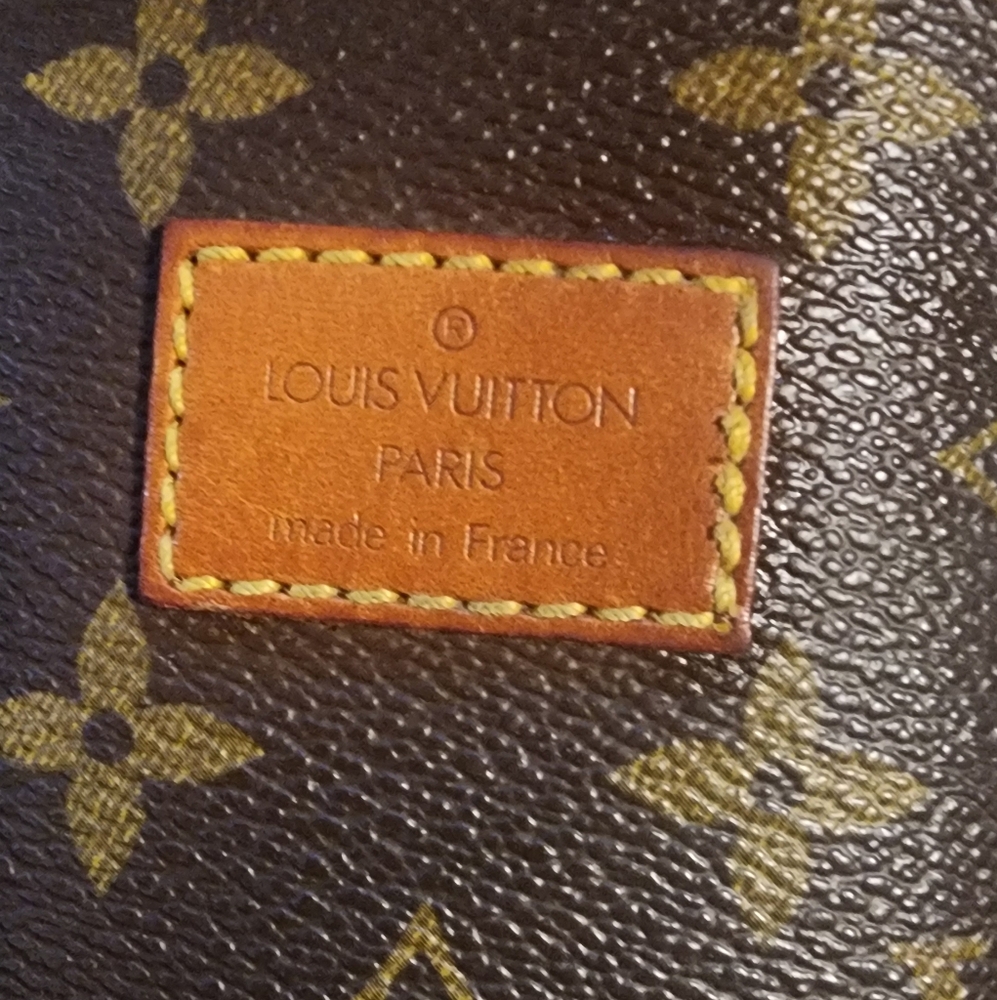 Louis Vuitton Brown Monogram Crossbody Hobo with Tan Vachetta Trim - Picture 8 of 16